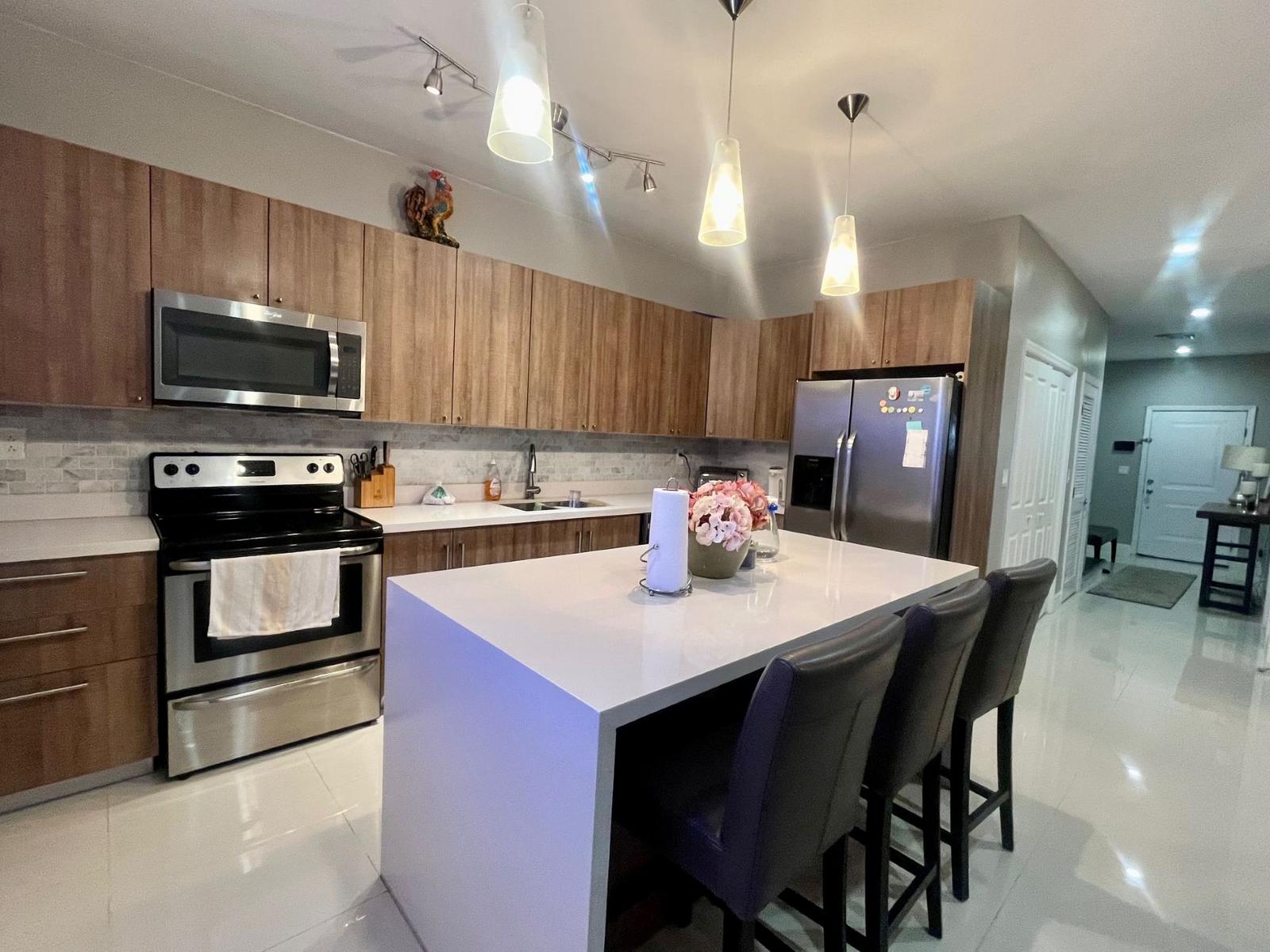 3 Bedroom Townhouse 3703 for Sale, Venetian West, Nassau, Bahamas — photo 4