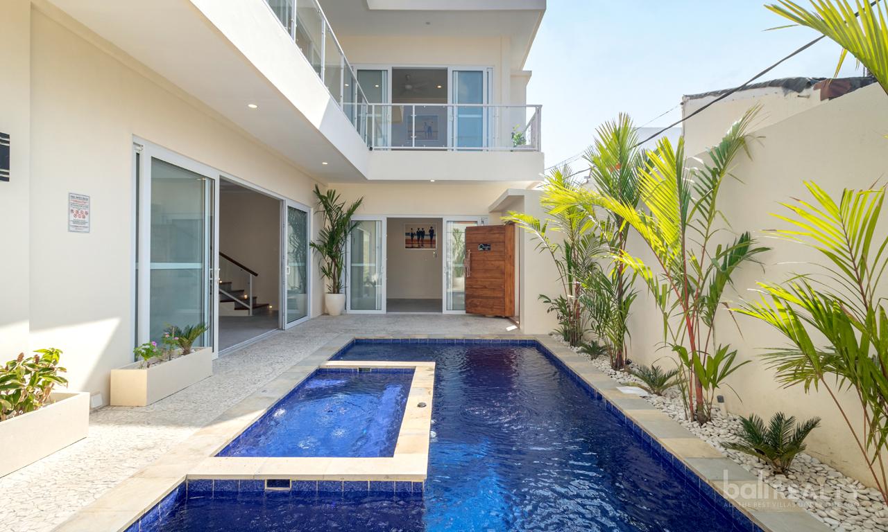 Brand-New Three-Bedroom Modern Villa in Seminyak’s Residential Area — photo 3