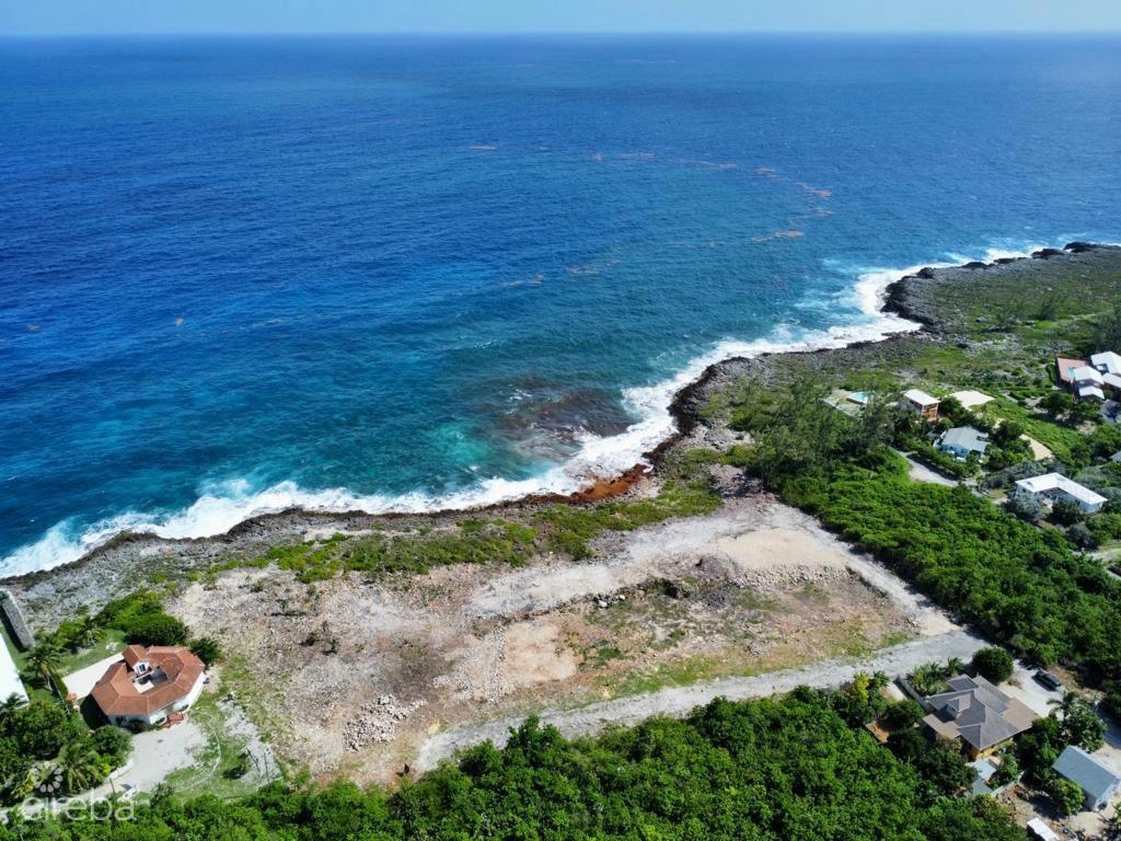 Oceanfront Land for Sale in Pedro Bluff, Cayman Islands — photo 2