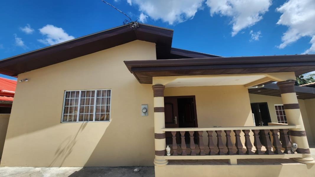 5Br/3Ba D'Abadie House — photo 2