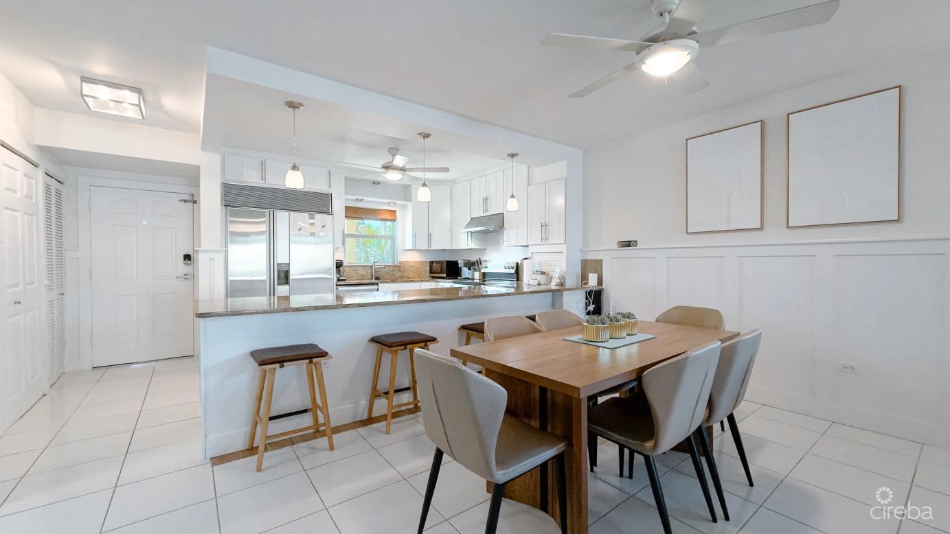 Caribbean Paradise, Beachfront Condo in the Cayman Islands — photo 4
