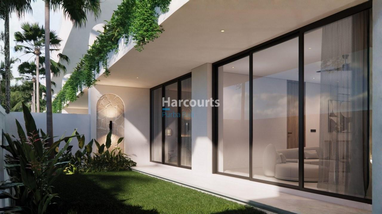 An Iconic 5-Bedroom Hillside Residence with 280° Ocean Views in Dreamland–Bingin — photo 2