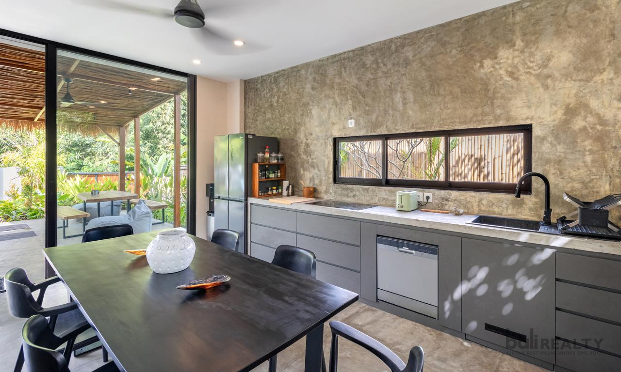 Newly Built Spacious Three-Bedroom Villa in Uluwatu’s Lifestyle Hub -2789 — photo 5