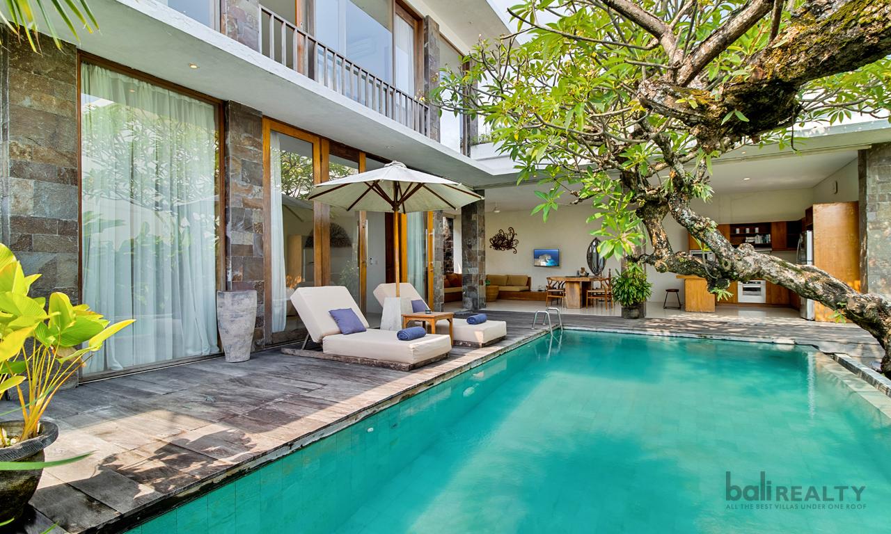 Cozy Two-Bedroom Villa Near the Beach in Seminyak — photo 1