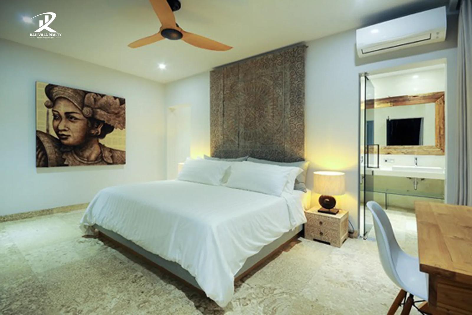 Contemporary 5 BR Luxury Estate in Prime Canggu for Sale Leasehold — photo 5