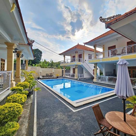 18-bedroom villa in Singaraja — photo 1