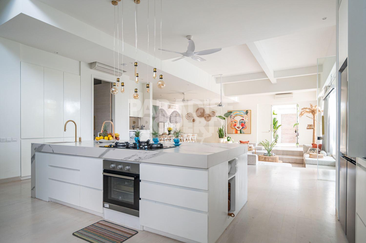 Luxury 4 Bedroom Family Residence — photo 5