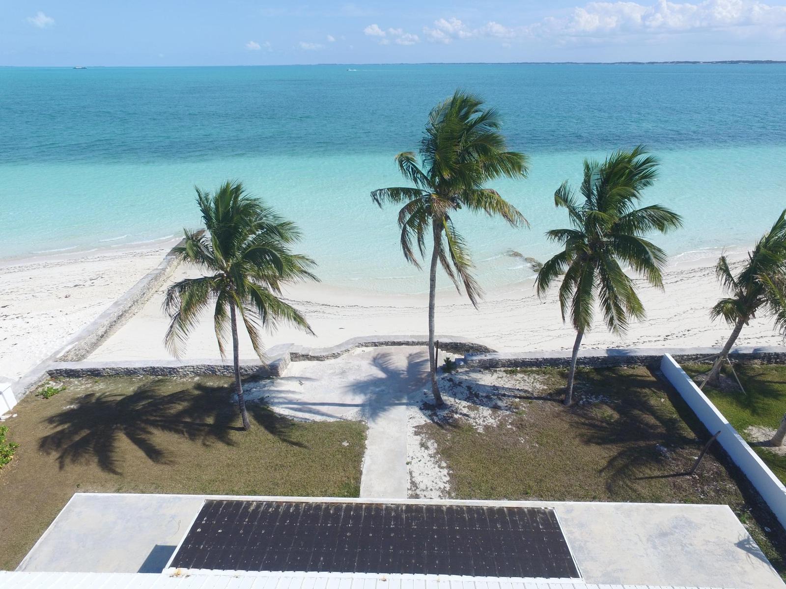 BLUE CRAB BEACH HOME - 3 Bedroom Residence for Sale in Abaco Islands, The Bahamas — photo 1