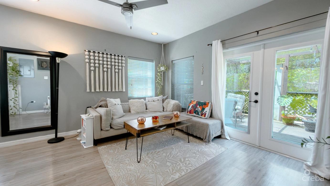 Golden Springs 2 Bed End Townhome in the Cayman Islands — photo 2