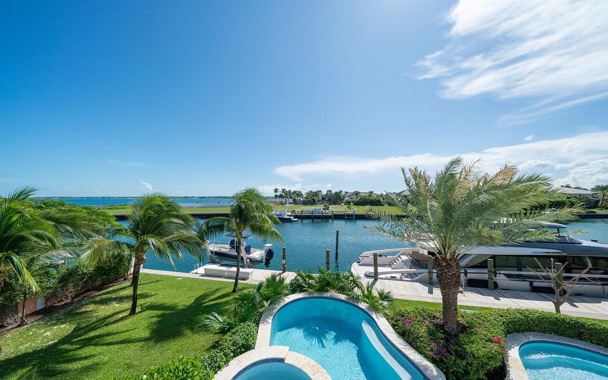4-bedroom house in Paradise Island, Bahamas — photo 4
