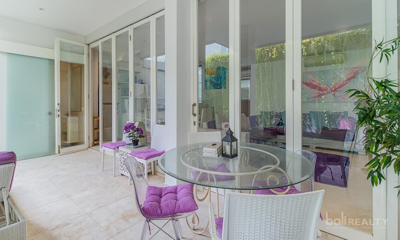 Three-Bedroom Villa in Secure Complex – 5-Minute Walk to Beach with Long Lease — photo 5