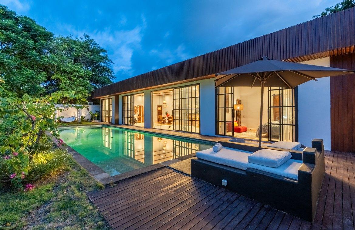 Expansive 2-bedroom villa in Jimbaran for lease — photo 1