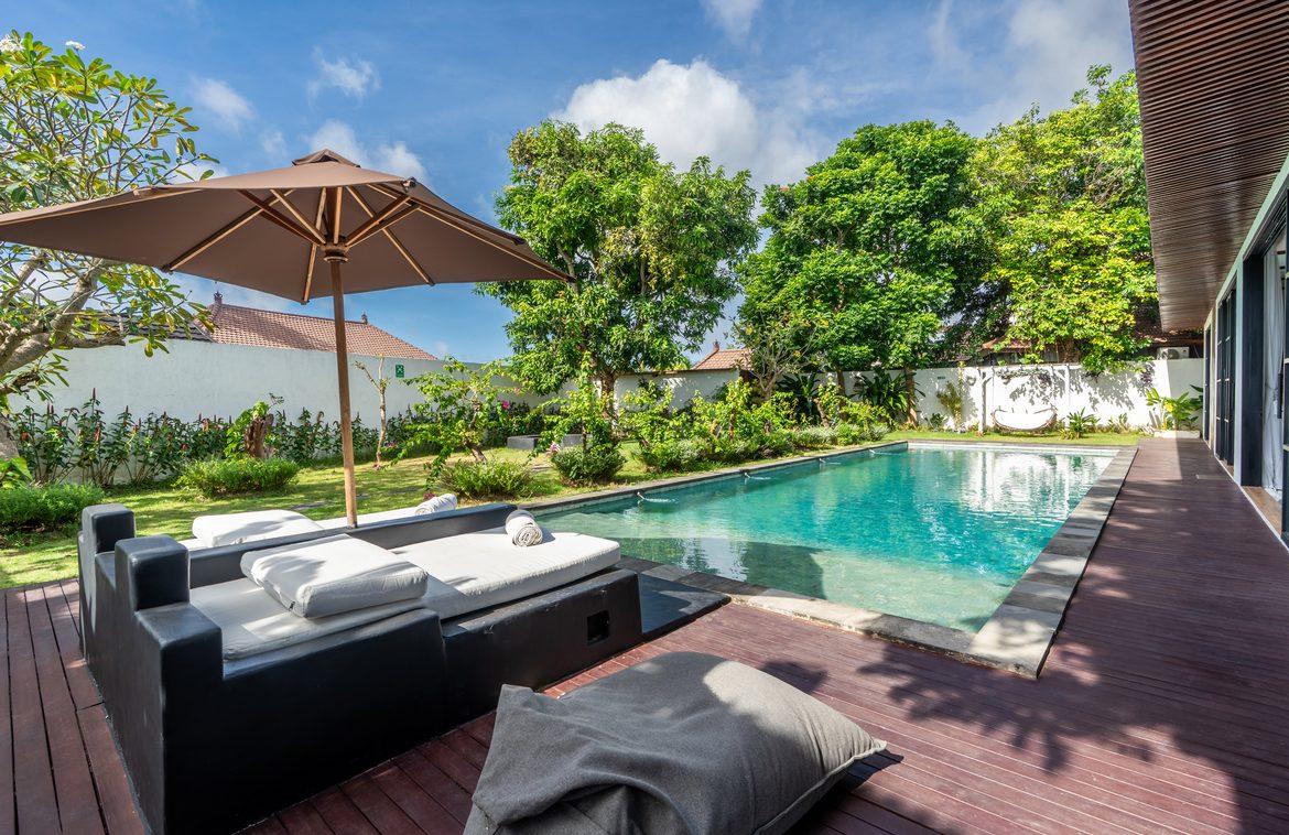 Expansive 2-bedroom villa in Jimbaran for lease — photo 3