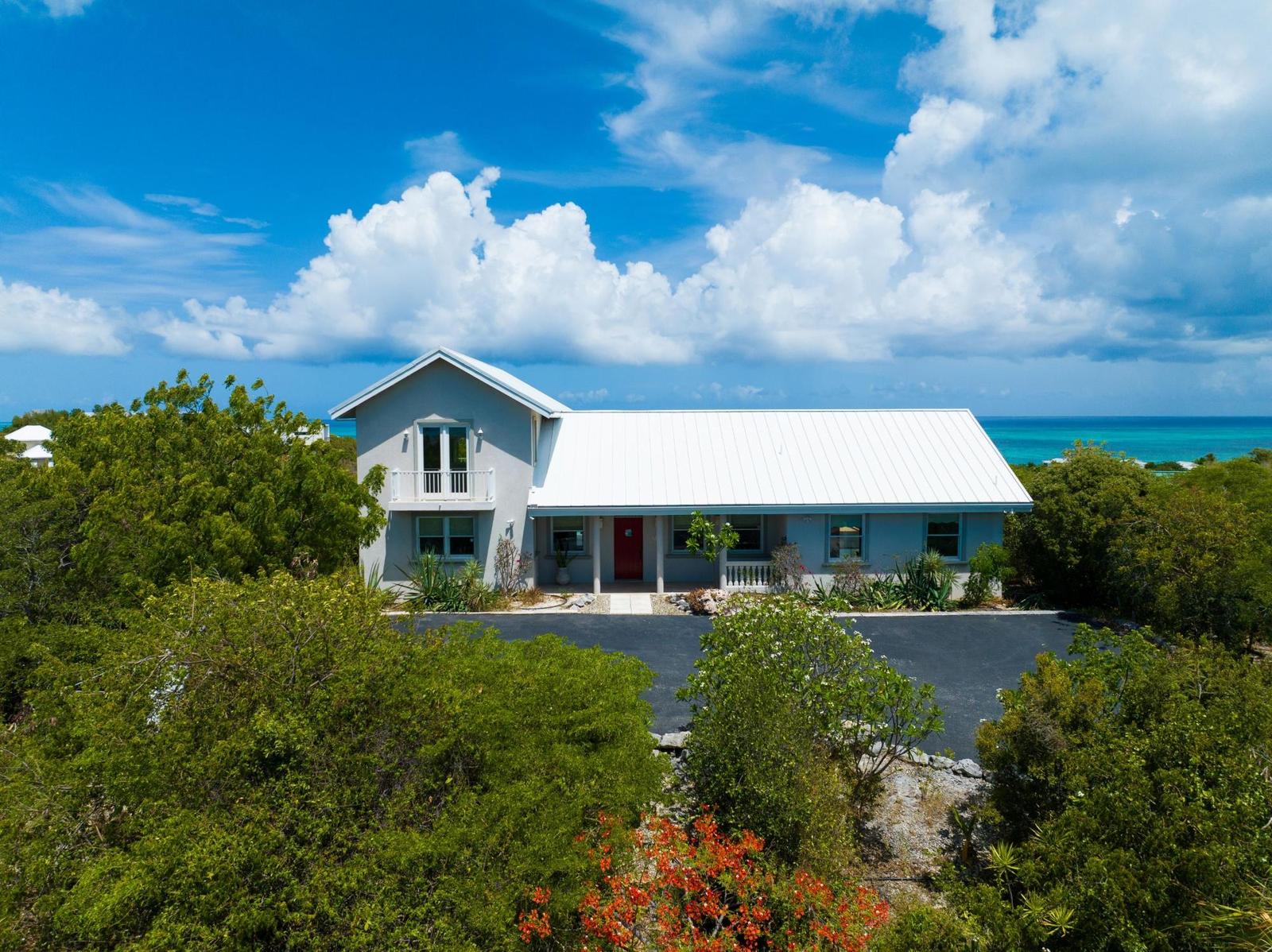 4-bedroom villa in Blue Mountain, Providenciales — photo 5