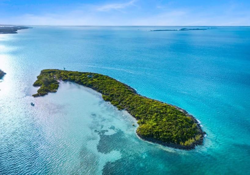 West End Cay 6 Acre Lot — photo 4