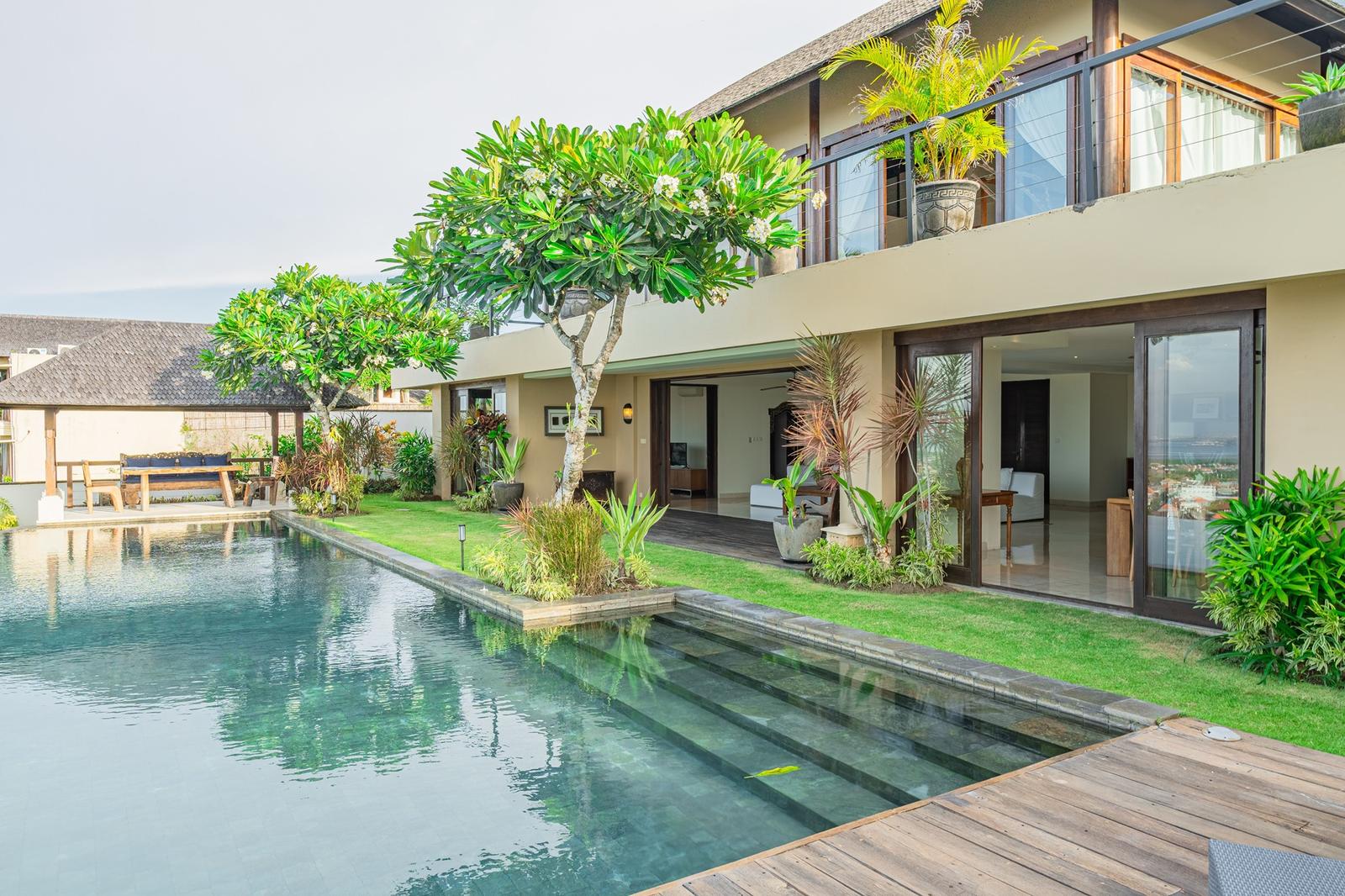 Five Bedroom Bukit Ocean View Villa – An Extraordinary Real Estate Opportunity — photo 4