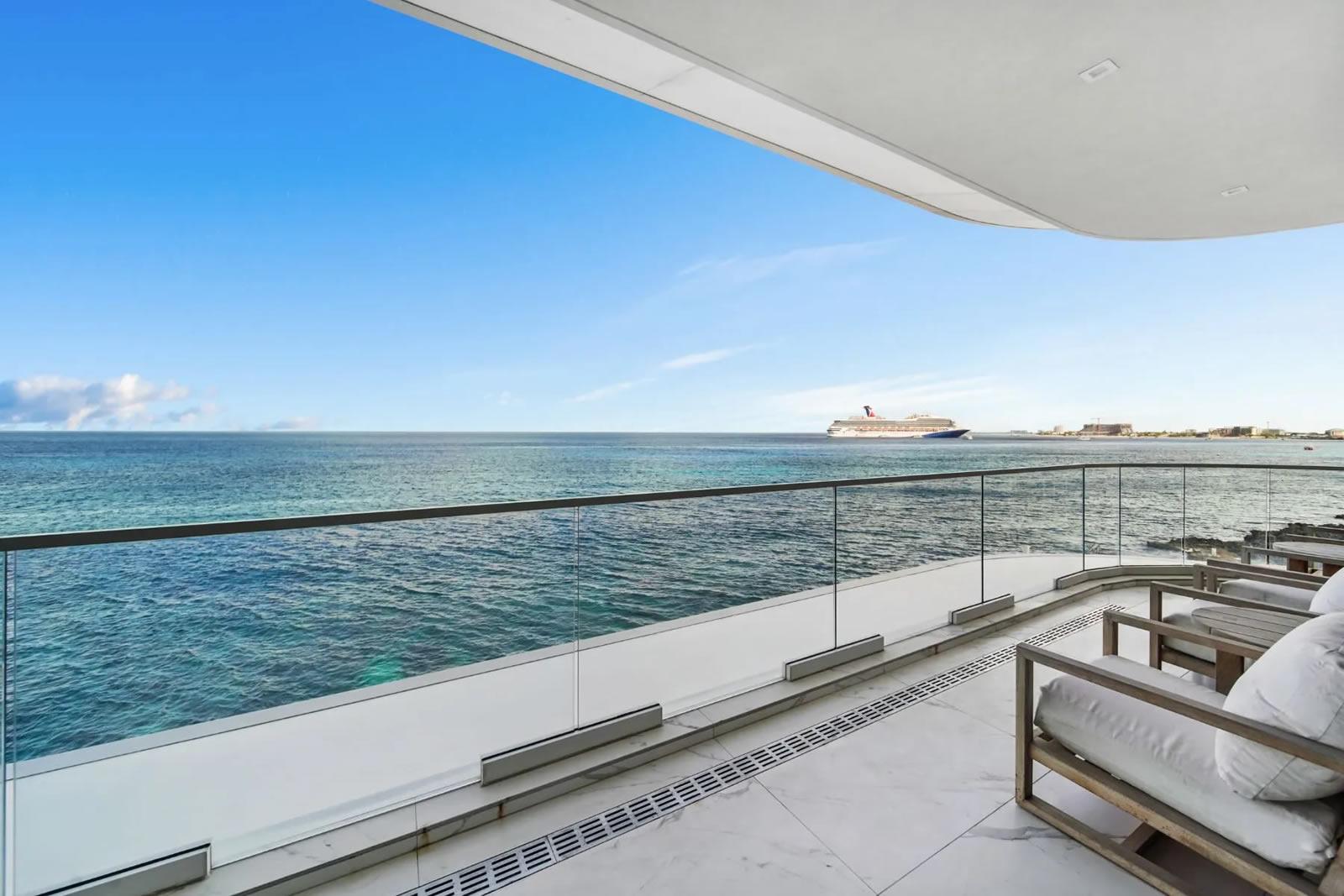 Fin Residence 9 - Corner Ocean Front Unit With Exceptional Amenities — photo 3