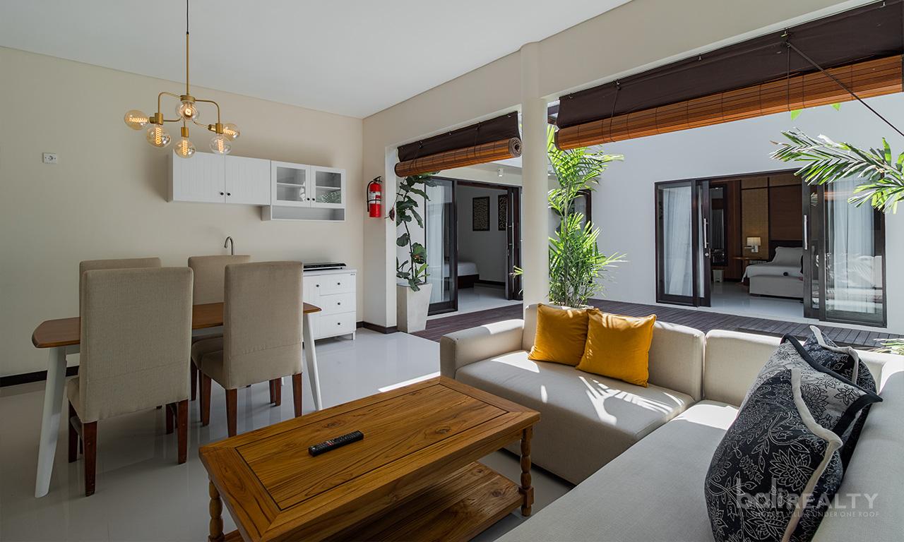 Cozy Two-Bedroom Freehold Villa in a Secure Umalas Complex — photo 5