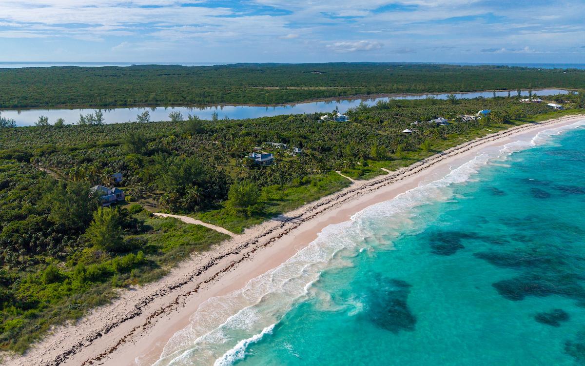 4 Bedroom Beach House for Sale, Double Bay, Eleuthera, Bahamas — photo 2