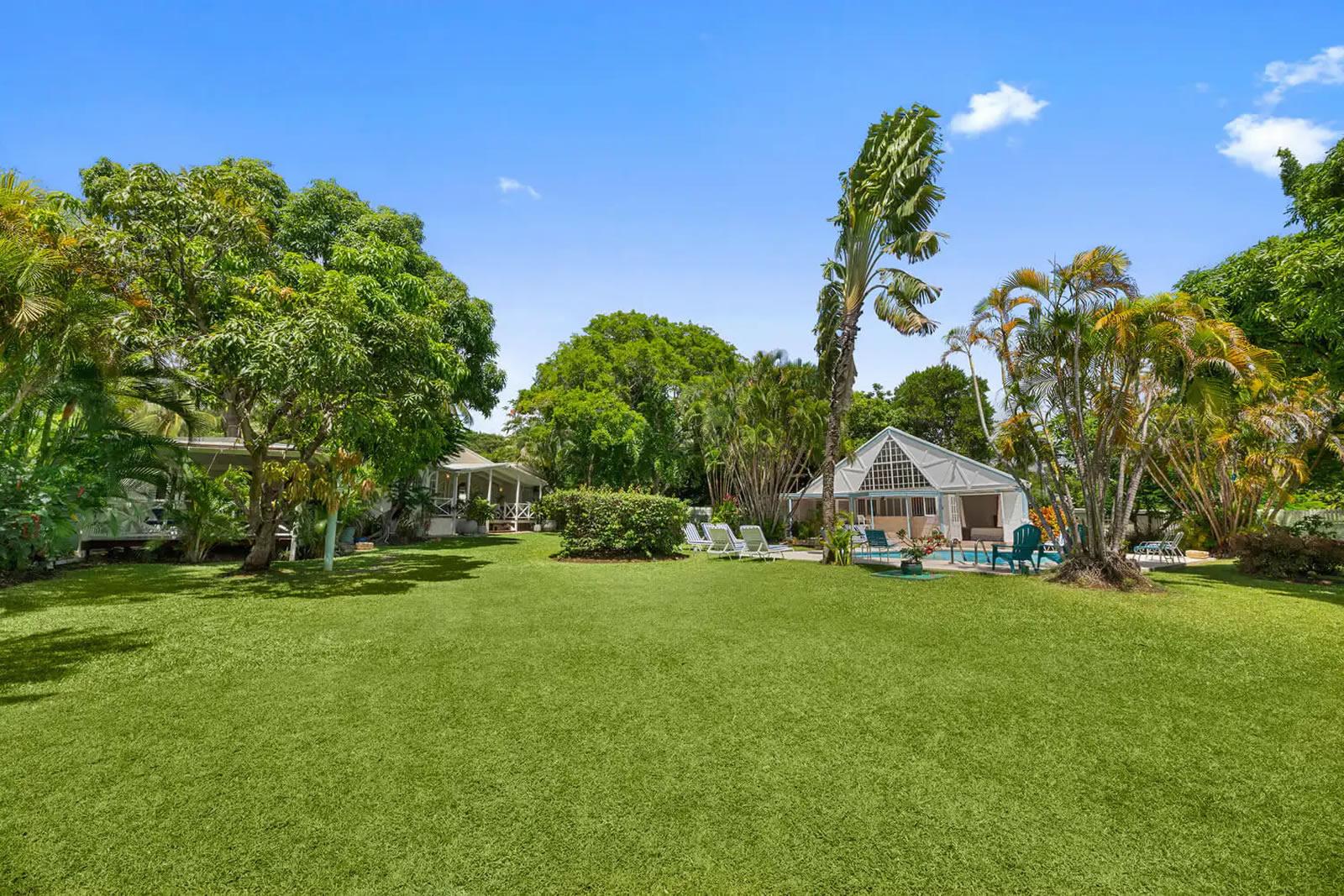 7 Bedroom House for Sale, Mullins, St Peter, Barbados — photo 1