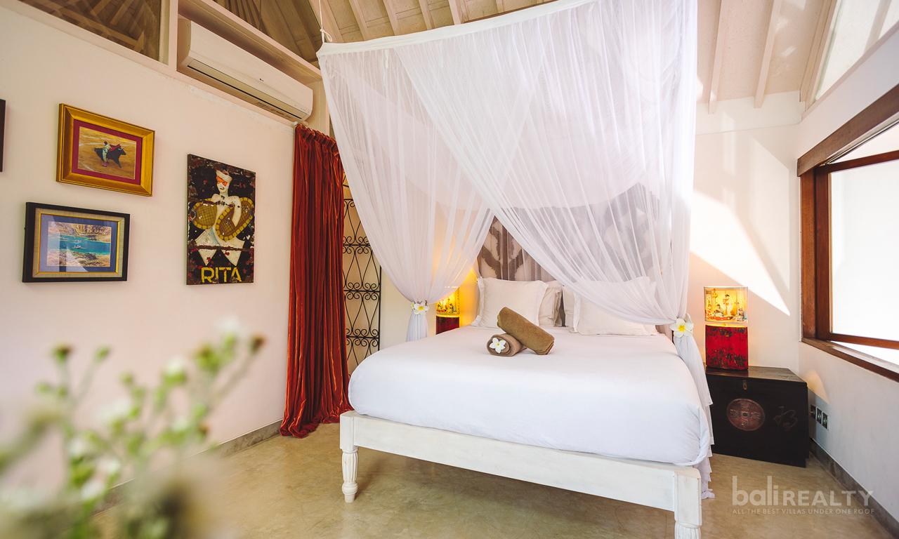 One-Bedroom Villa in Prime Seminyak Location — photo 3