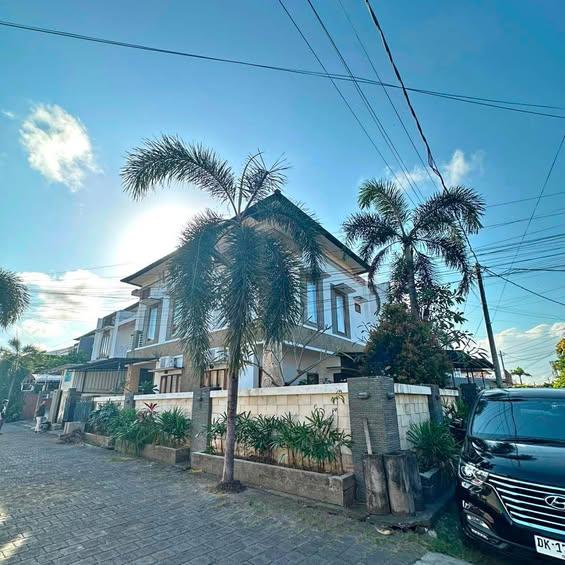 5-bedroom house in Denpasar — photo 1