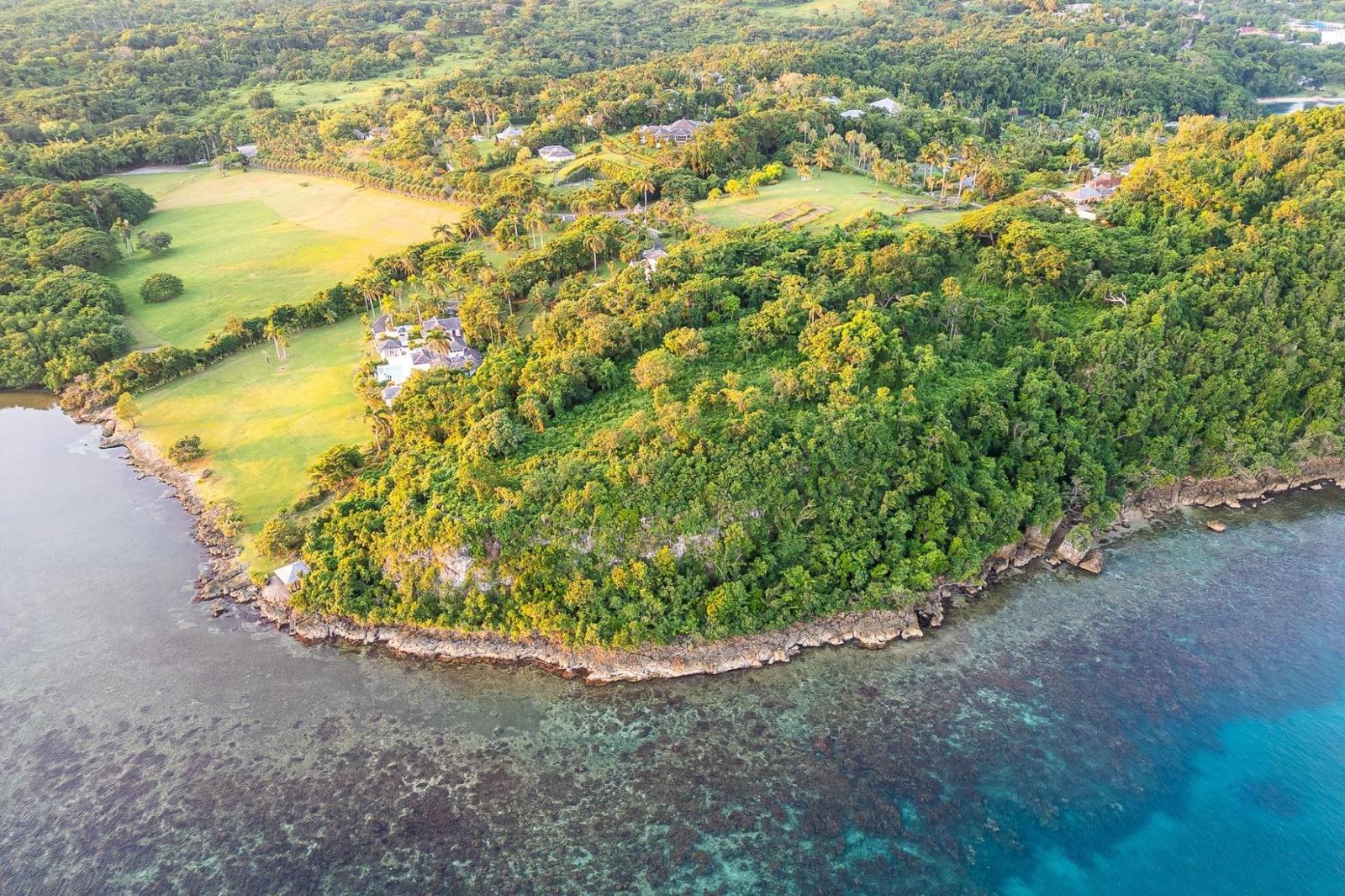 6 Acres Oceanfront Land for Sale, Round Hill Resort, Hanover, Jamaica — photo 5