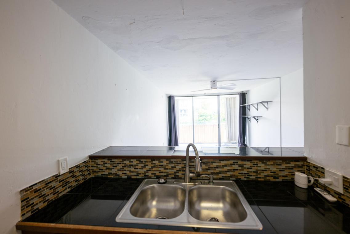 1 bedroom property for sale — Santa Clara Condominiums 1BR in Key West — photo 5