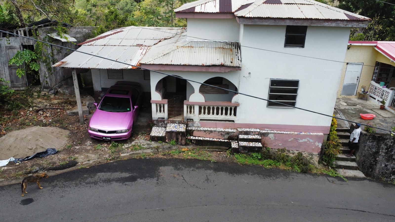 Fixer-Upper with Potential in Laborie — photo 5