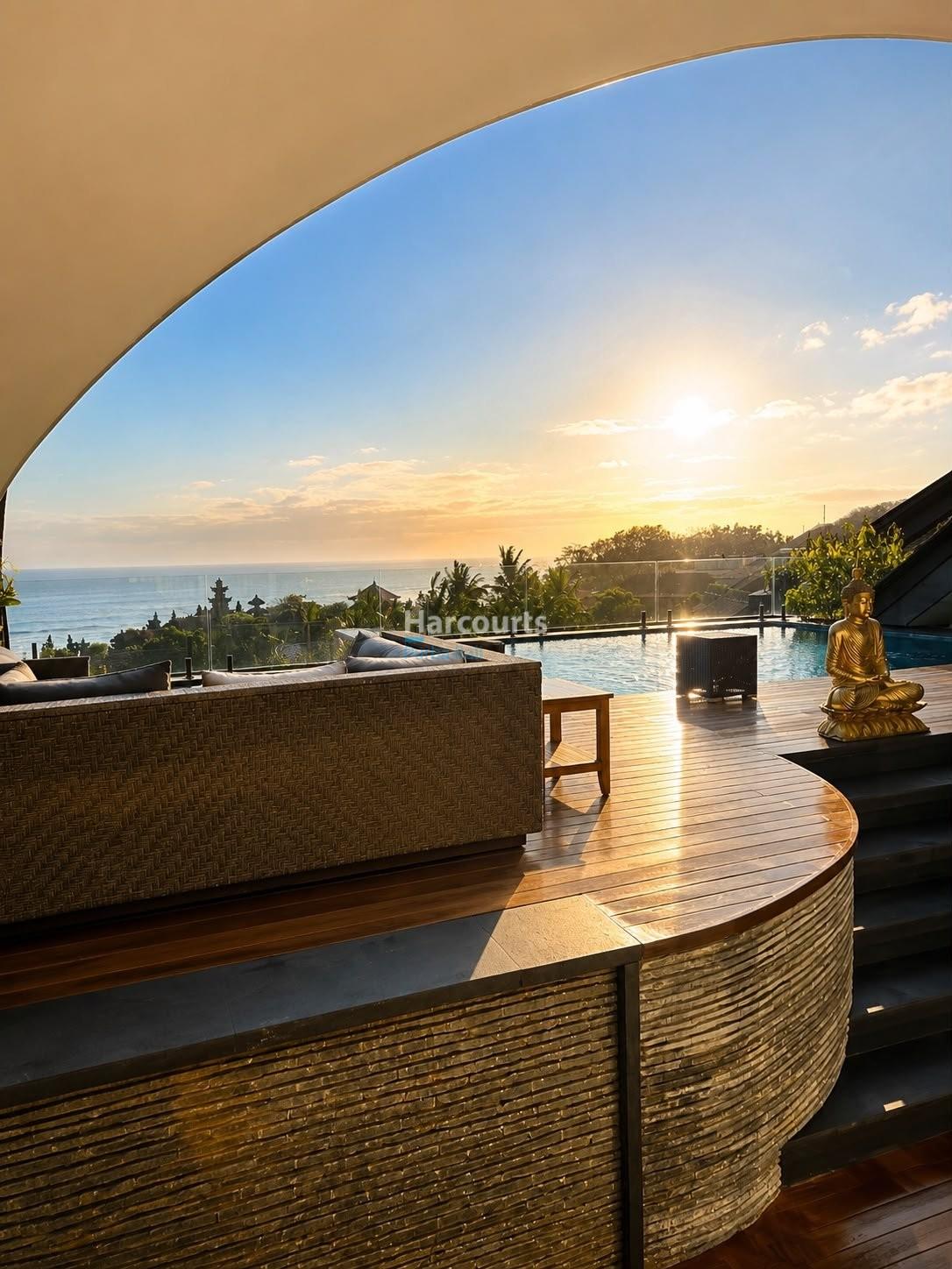 Exclusive Oceanfront Penthouse Residence at Echo Beach — photo 5