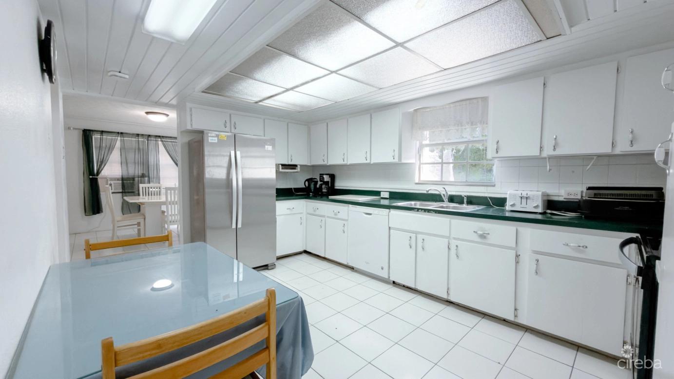 Twinflowers Double Parcel Residence — photo 4