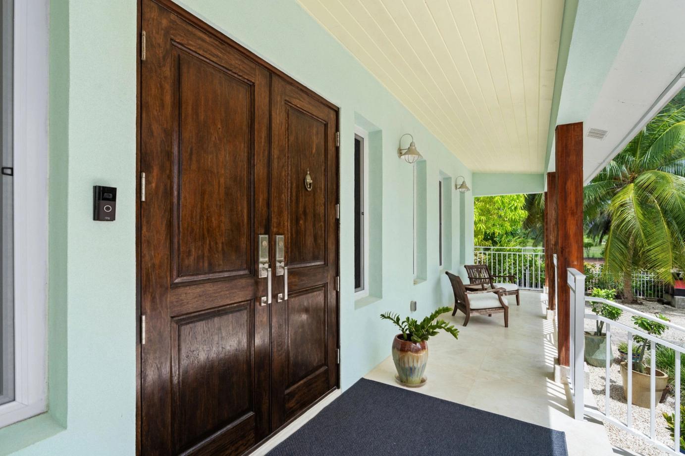 Sunrise Landing Family Home, Cayman Islands — photo 2