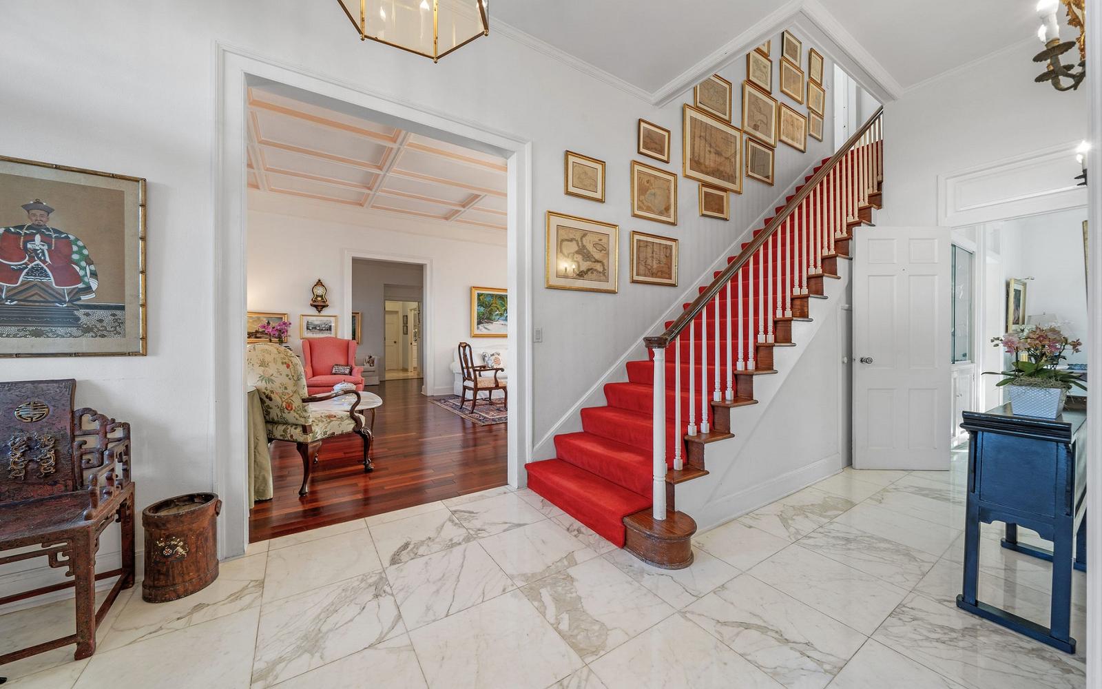 Grand Historical Estate On Eastern Road — photo 4
