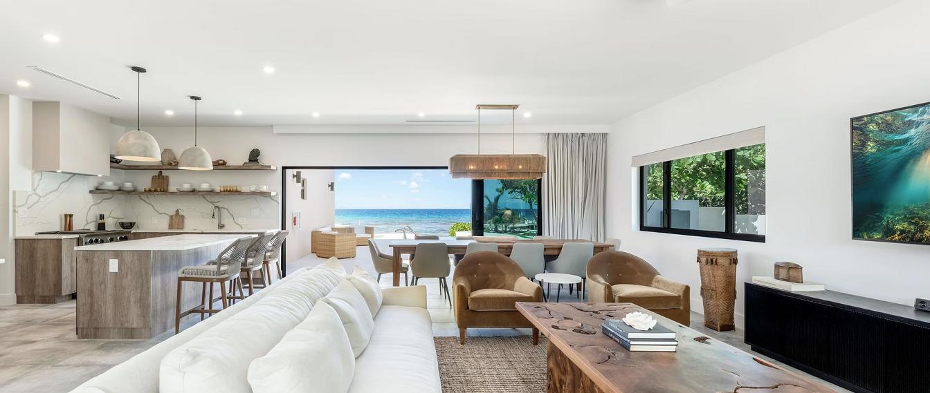 Halcyon Point New 5BR Beachfront Home — photo 4