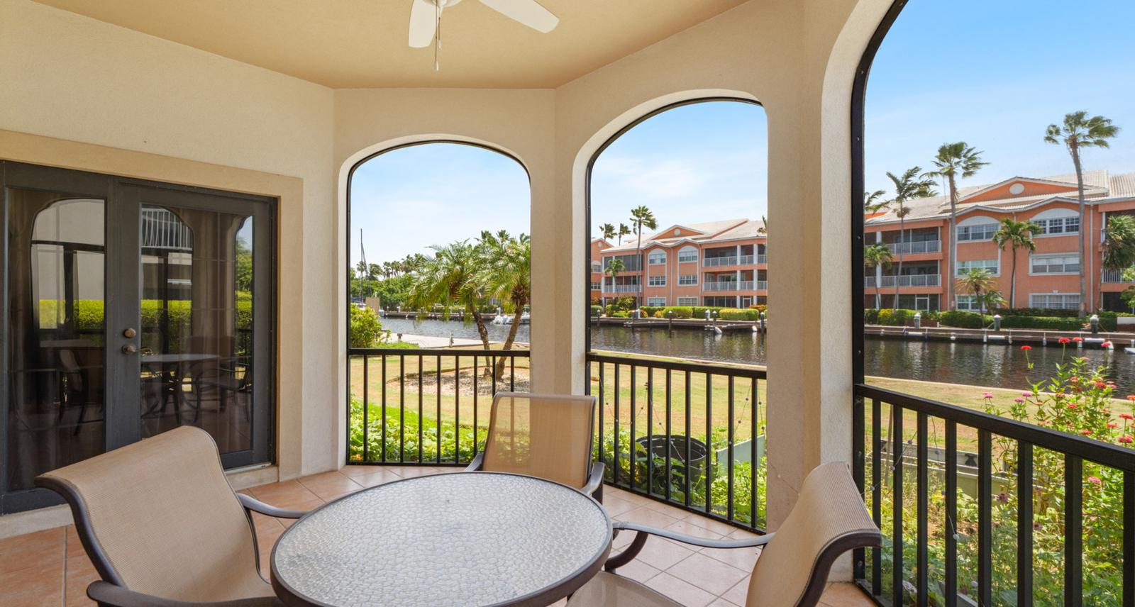 50-bedroom house in W Bay Bch South, Cayman Islands — photo 5