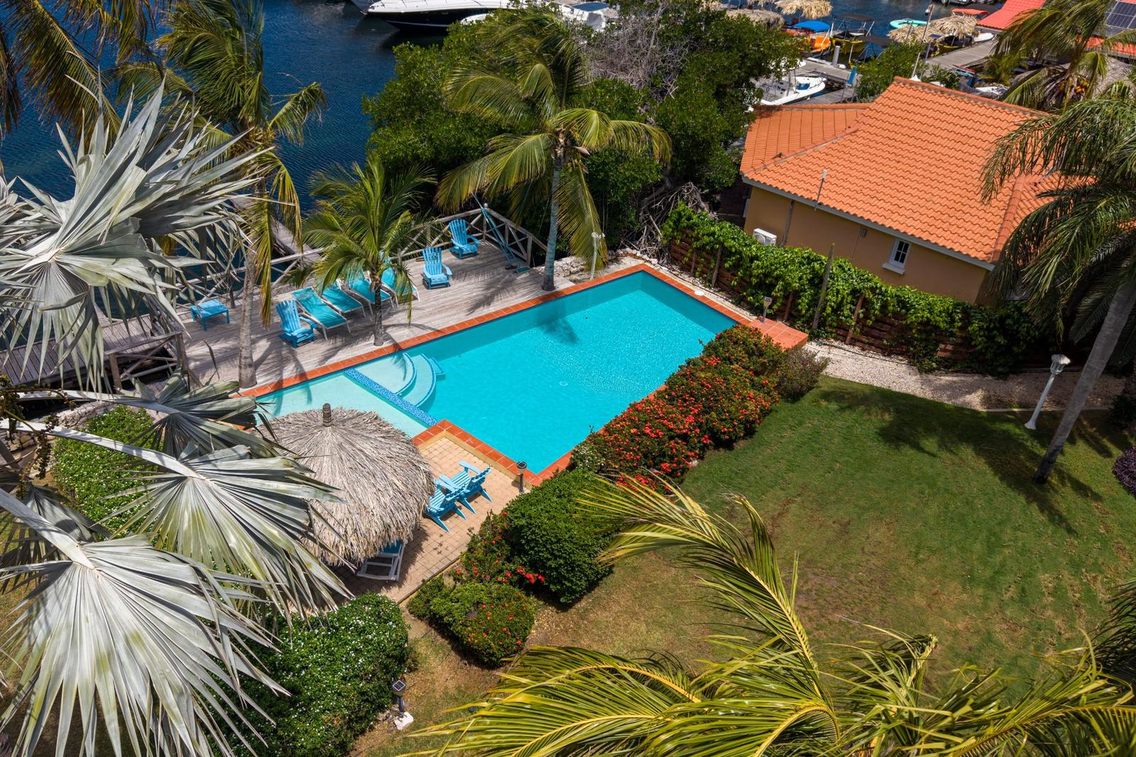 3-bedroom penthouse in Jan Sofat, Curaçao — photo 1