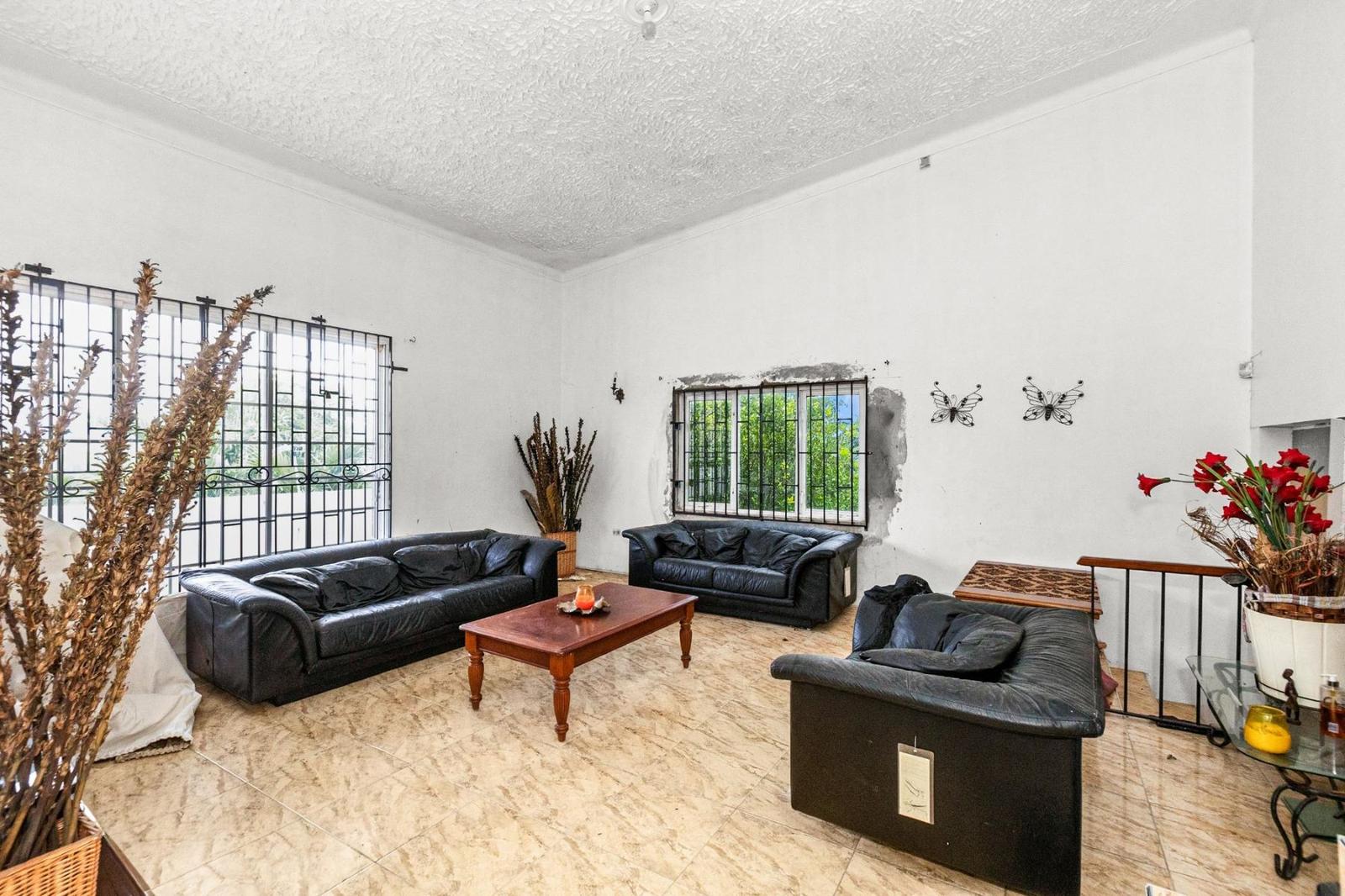 6 Bedroom Home for Sale, Castle Drive, Stony Hill, Kingston, Jamaica — photo 3