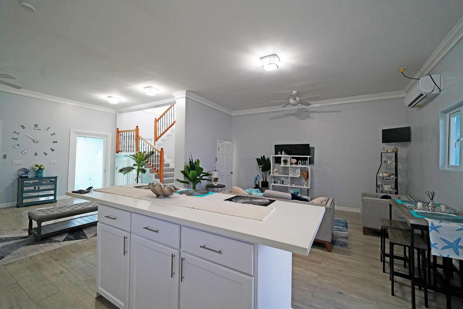 2 bedroom Apartment in SOUTH SEAS, Nassau / New Providence, The Bahamas — photo 3