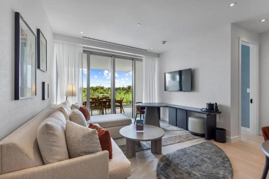 2 bedroom property for sale - Goldwynn Residences # 206 — photo 2
