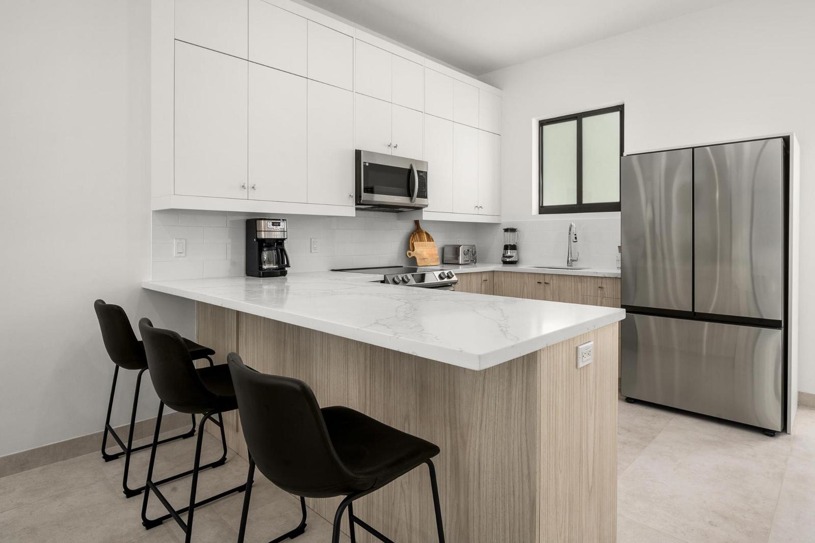 SEASCAPE TOWNHOMES — photo 4