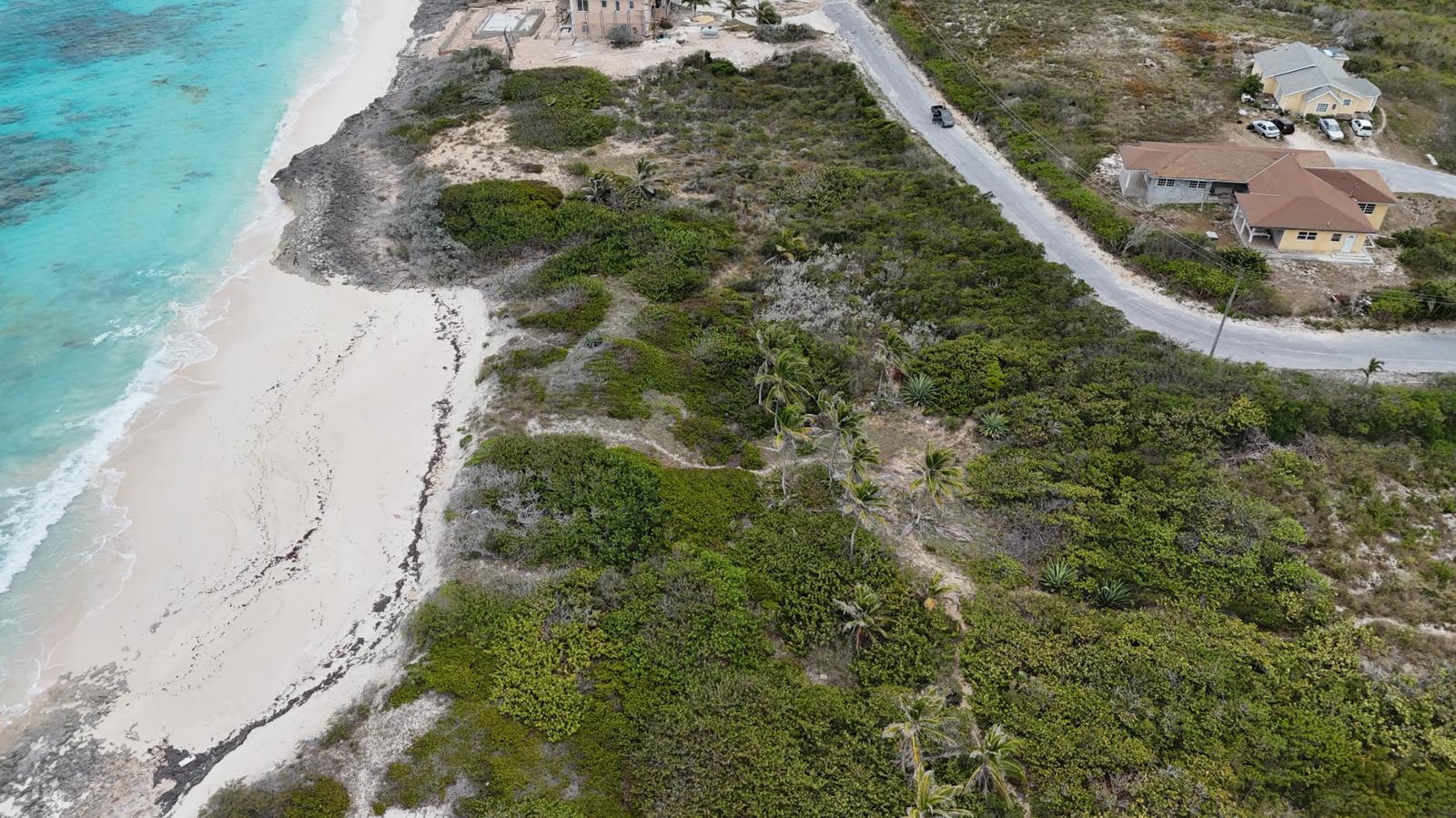 Prime Beachfront Lot in Farmers Hill — photo 5