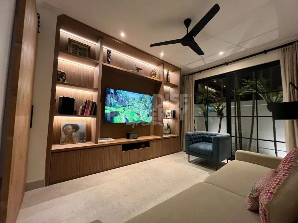 Modern 3-Bedroom Villa with Private Jacuzzi Pool | Kerobokan, Seminyak Area | Available for Yearly Rental — photo 4