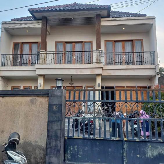 4-bedroom house in Denpasar — photo 1