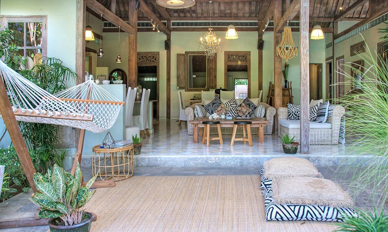Traditional Boho Chic 5 Bedroom Villa With Tropical Scenery In Canggu — photo 5