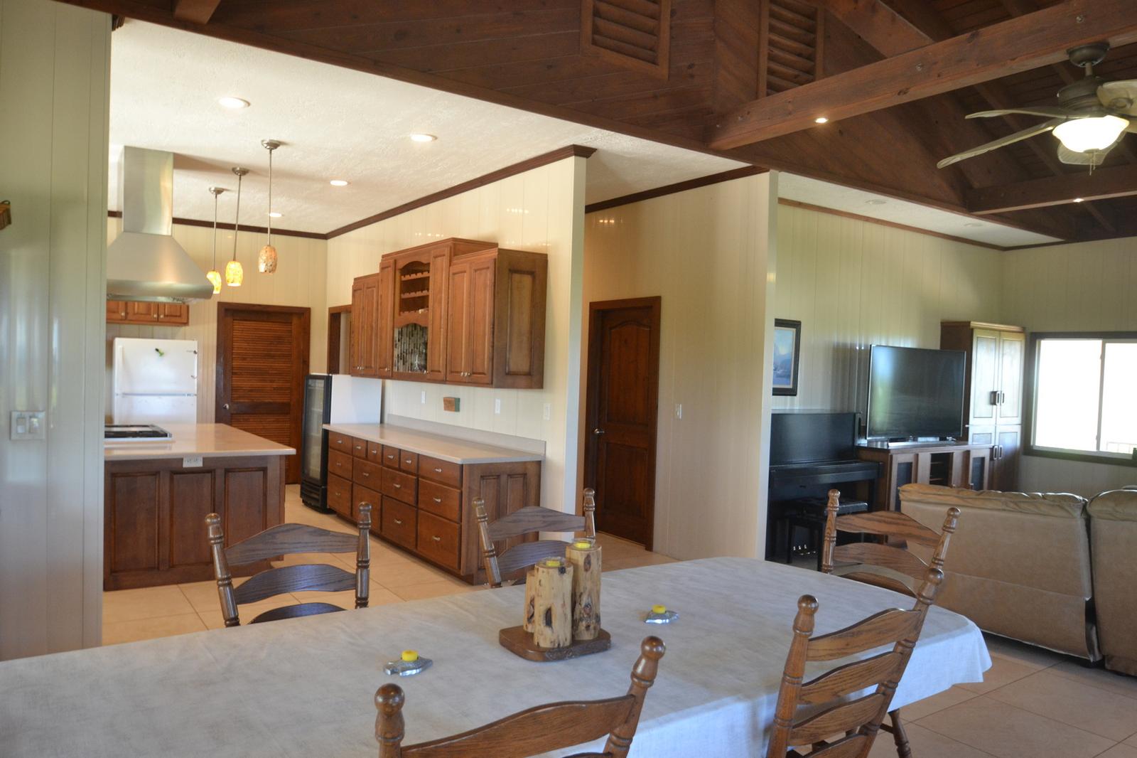 4 Bedroom House for Sale, Conch Bar, Middle Caicos, Turks & Caicos — photo 5