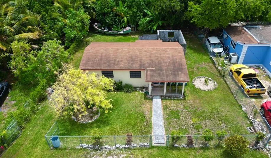 3 bedroom property for sale in the Bahamas — photo 1