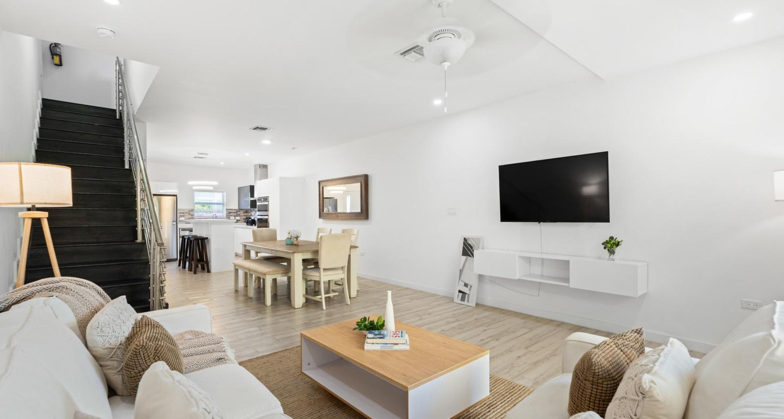 2 bedroom property for sale — photo 1