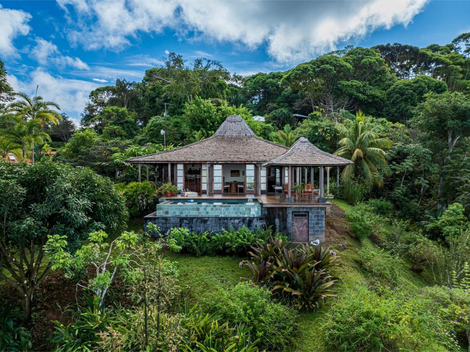 2 Bedroom Bali-Style Villa for Sale, Hatillo, Dominical, Puntarenas, Costa Rica — photo 1