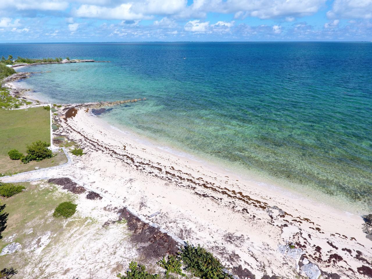 PELICAN SHORES/DUCK POND Residence in Abaco Islands, The Bahamas — photo 2