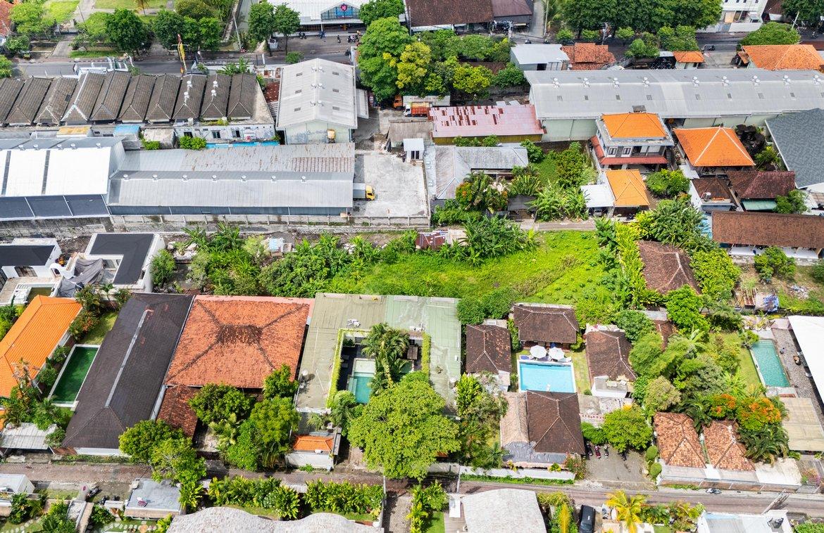 Excellent 1000sqm land lease in Kerobokan, Canggu, Bali, Indonesia — photo 1